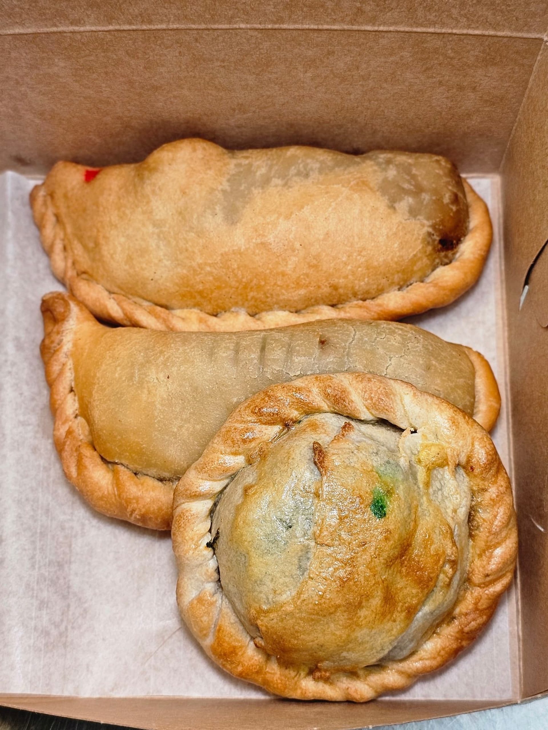 Authentic flavors and crisp handcrafted empanadas earn high praise