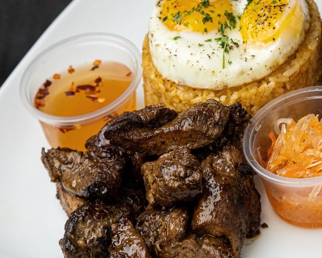 Tapsilog (Tapang Taal).